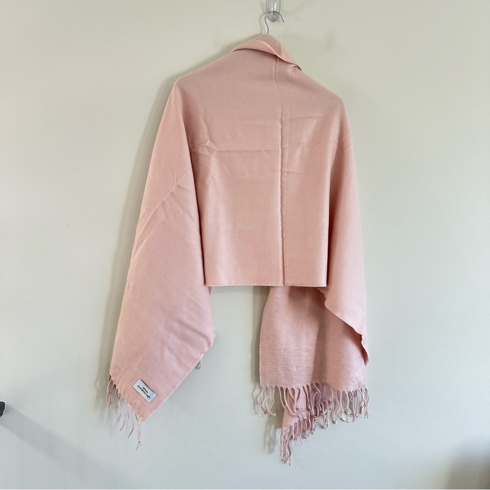 Aritzia Main Character Lauren Soft Pink Scarf - Picture 4 of 9